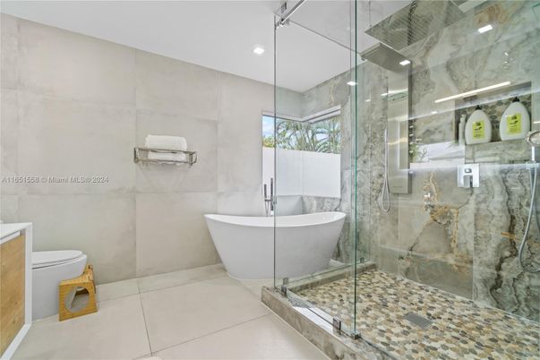 Bathroom, Free Standing Baths, Glass Shower, Interior, Recessed Lighting