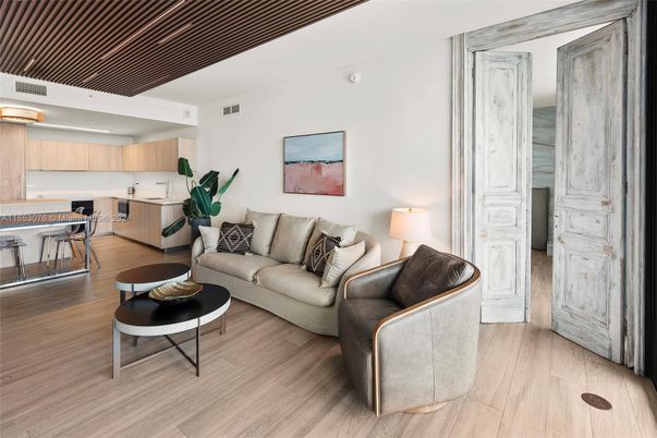 Interior, Kitchen, Living room, Recessed Lighting, Wood Texture Flooring