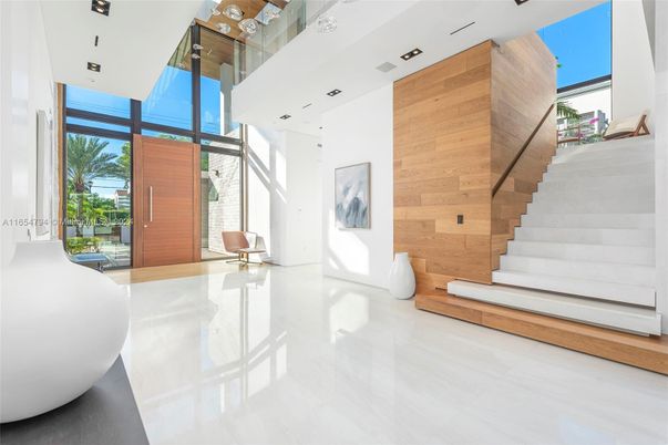 Interior, Recessed Lighting, Wooden Walls