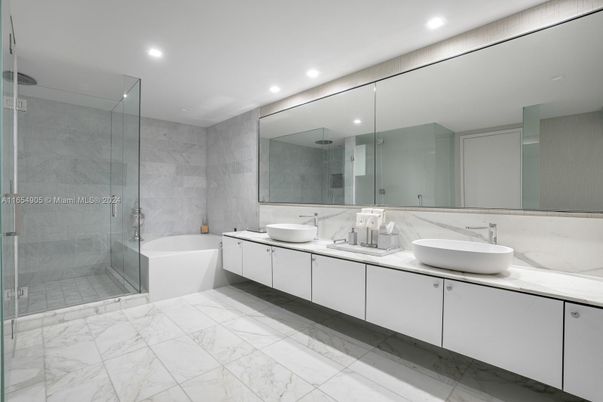 Bathroom, Dual Sink Vanities, Free Standing Baths, Glass Shower, Interior, Marble, Recessed Lighting