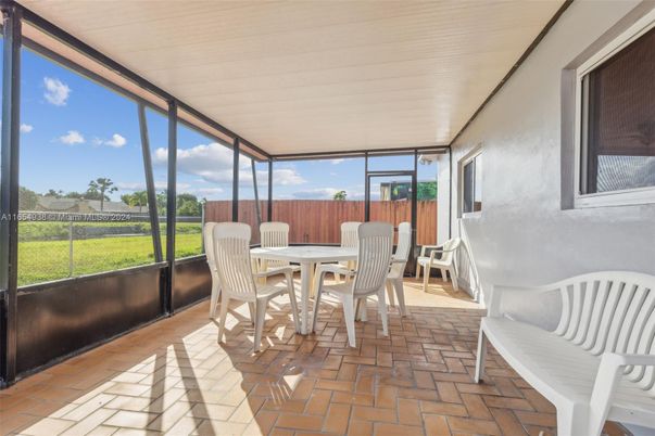 Dining room, Interior, Sun Room