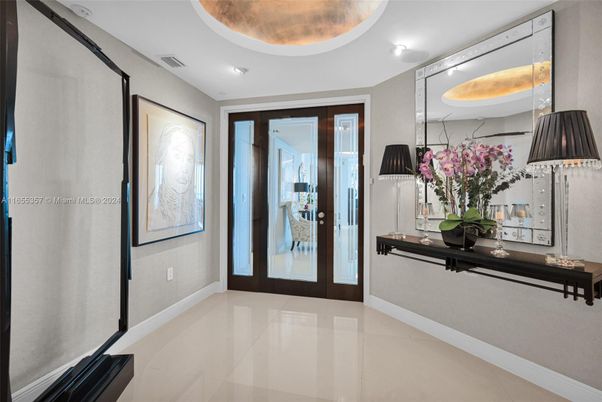 Interior, Recessed Lighting