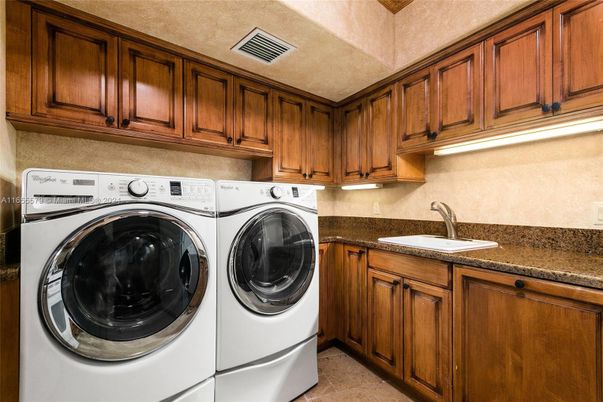 Interior, Washer