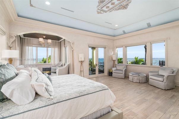 Bedroom, Interior, Recessed Lighting, Water, Wood Texture Flooring