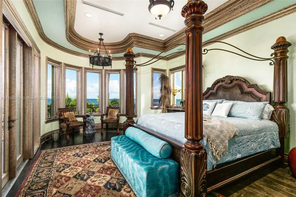 Bedroom, Interior, Pendant Lights, Recessed Lighting, Wood Texture Flooring