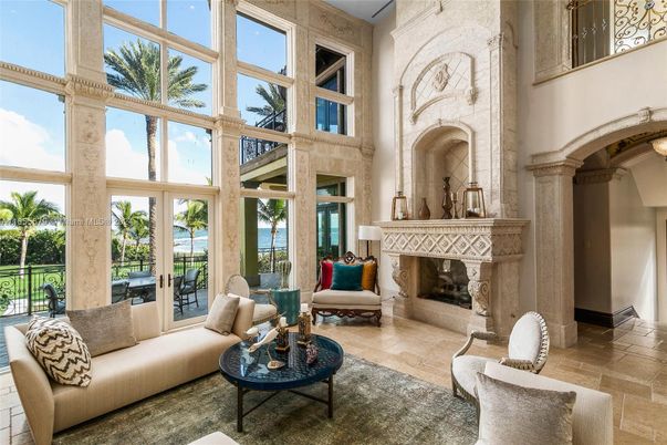 Fireplace, Interior, Living room, Sun Room