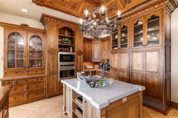 Chandelier, Interior, Kitchen, Recessed Lighting, Stainless Steel Appliances