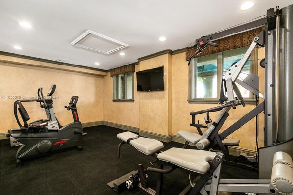 Fitness Equipment, Interior, Recessed Lighting