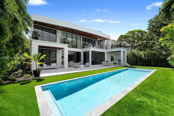Backyard, Exterior, Pool