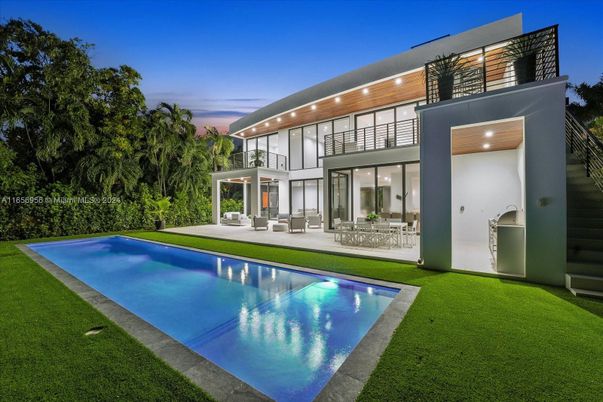 Backyard, Exterior, Pool