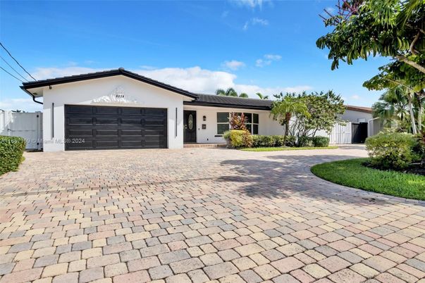 Attached, Backyard, Exterior, Facade, Ranch
