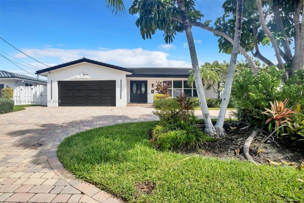 Attached, Backyard, Exterior, Facade, Ranch