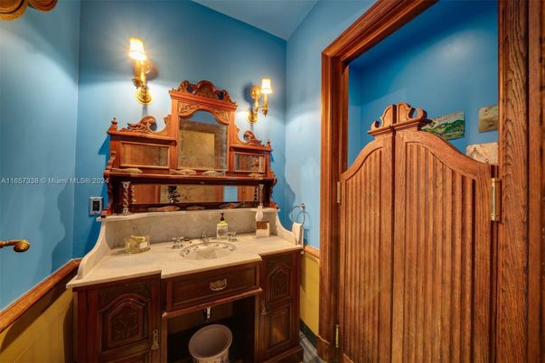 Bathroom, Interior
