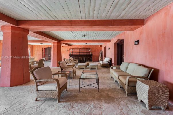 Exterior, Fireplace, Interior, Living room