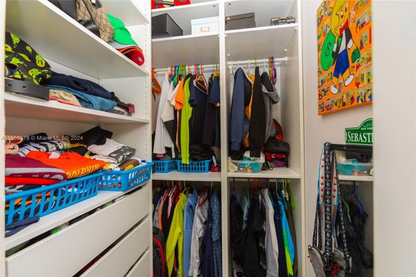 Interior, Walk-in Closets