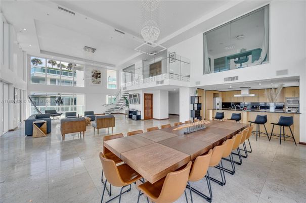 Dining room, Interior, Kitchen, Living room, Recessed Lighting