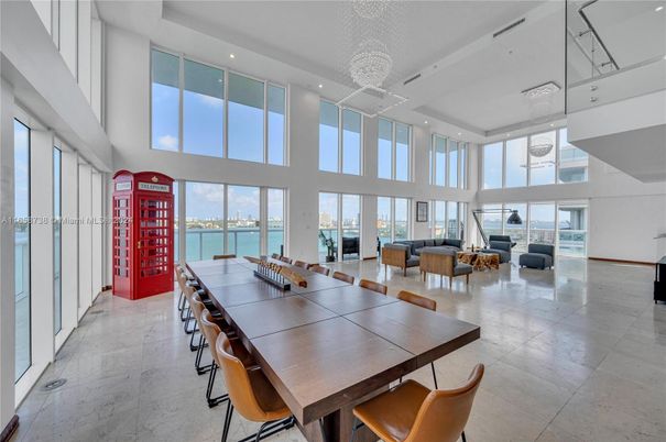Dining room, Interior, Living room, Recessed Lighting, Water