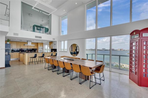 Dining room, Interior, Kitchen, Recessed Lighting, Water