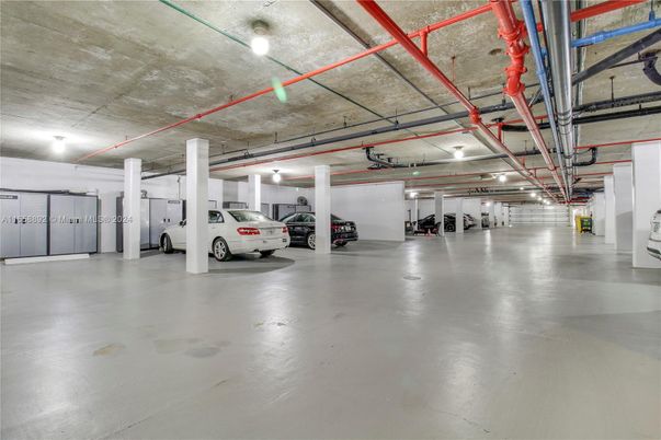 Garage, Interior