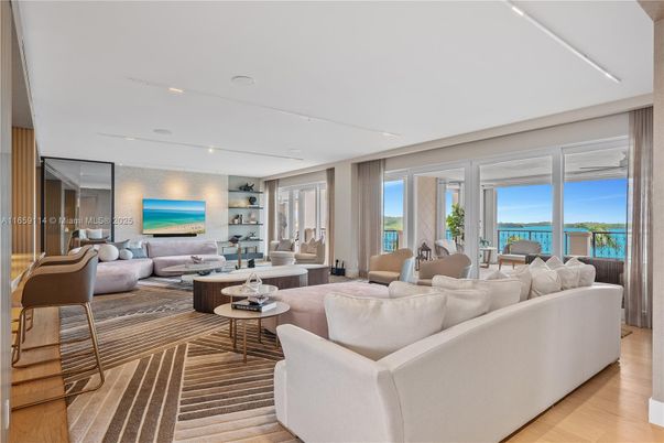 Interior, Living room, Recessed Lighting, Water, Wood Texture Flooring