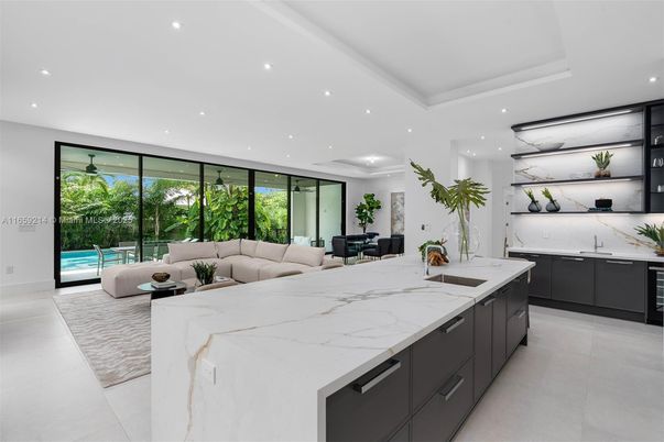 Interior, Kitchen, Living room, Recessed Lighting