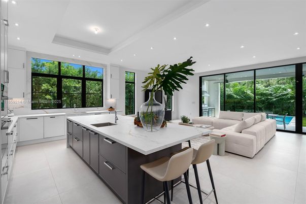 Interior, Kitchen, Living room, Recessed Lighting