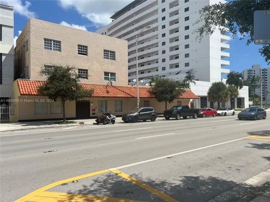 Exterior, Facade, Condo Building