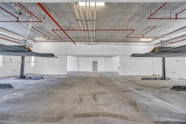 Garage, Interior
