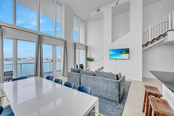 Interior, Living room, Water