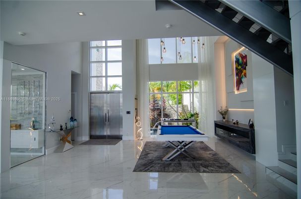 Interior, Marble, Recessed Lighting