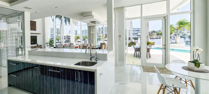 Interior, Kitchen, Marble, Recessed Lighting