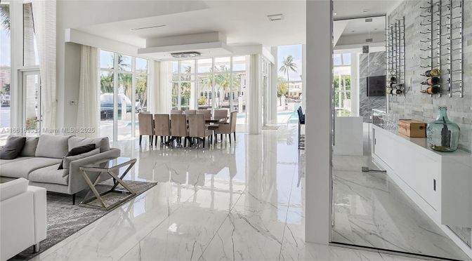 Dining room, Interior, Living room, Marble, Recessed Lighting