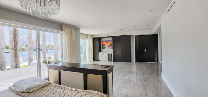 Chandelier, Interior, Marble, Recessed Lighting, Water