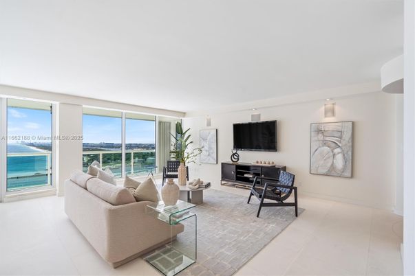Interior, Living room, Water