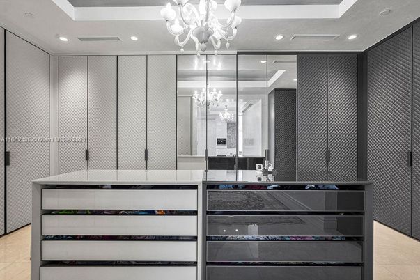 Chandelier, Interior, Recessed Lighting