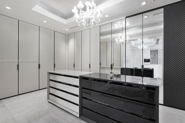 Chandelier, Interior, Recessed Lighting