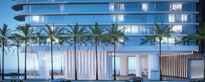 Exterior, Facade, Modern