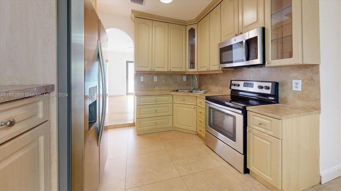 Interior, Kitchen, Recessed Lighting