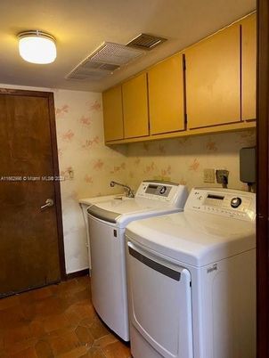 Interior, Washer