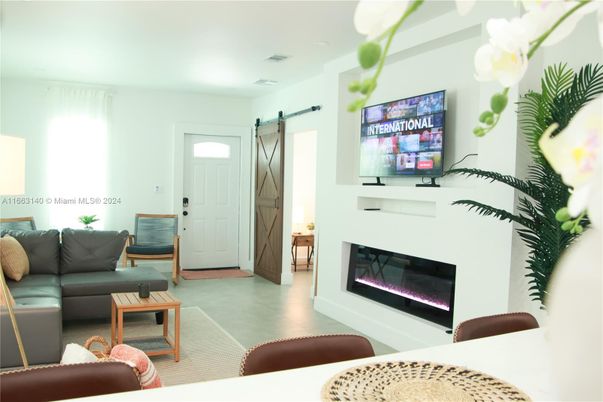 Fireplace, Interior, Living room
