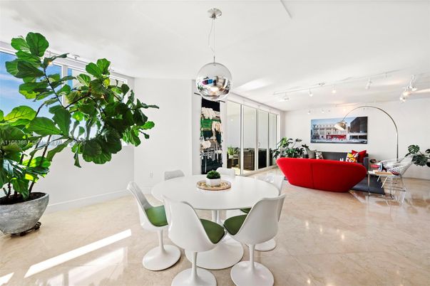 Dining room, Interior, Living room, Pendant Lights