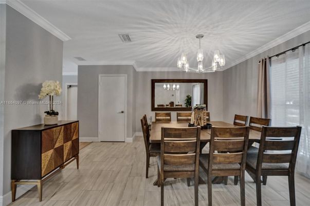 Chandelier, Dining room, Interior, Pendant Lights, Wood Texture Flooring
