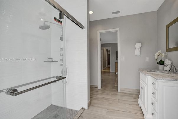 Bathroom, Interior, Recessed Lighting, Wood Texture Flooring