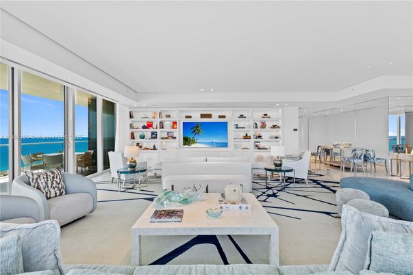 Dining room, Interior, Living room, Recessed Lighting, Water