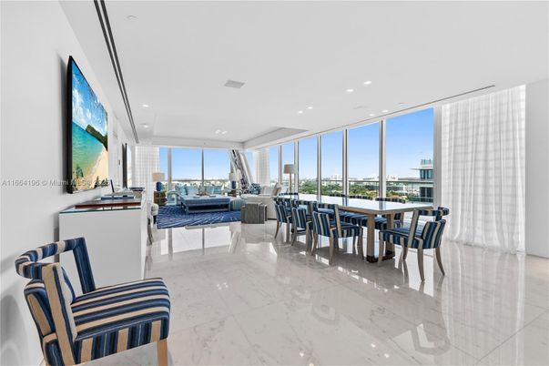 Dining room, Interior, Living room, Marble, Recessed Lighting