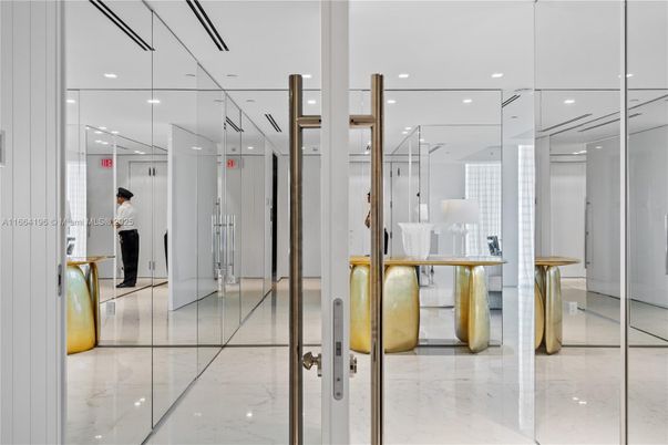Interior, Marble, Recessed Lighting