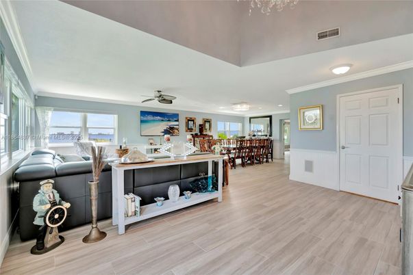 Dining room, Interior, Kitchen, Living room, Recessed Lighting, Wood Texture Flooring