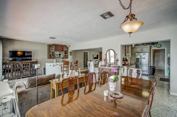 Dining room, Interior, Kitchen, Living room, Pendant Lights
