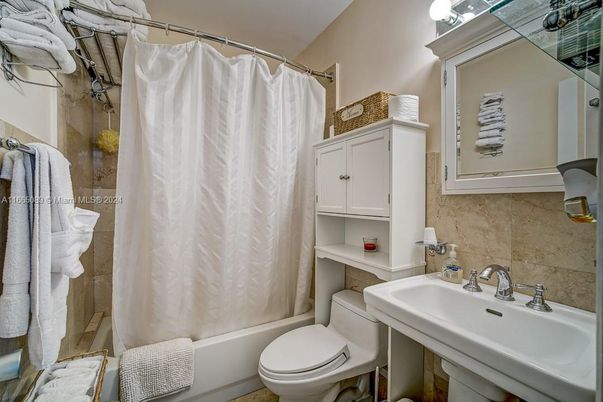 Bathroom, Interior