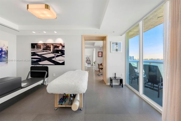 Interior, Recessed Lighting, Water